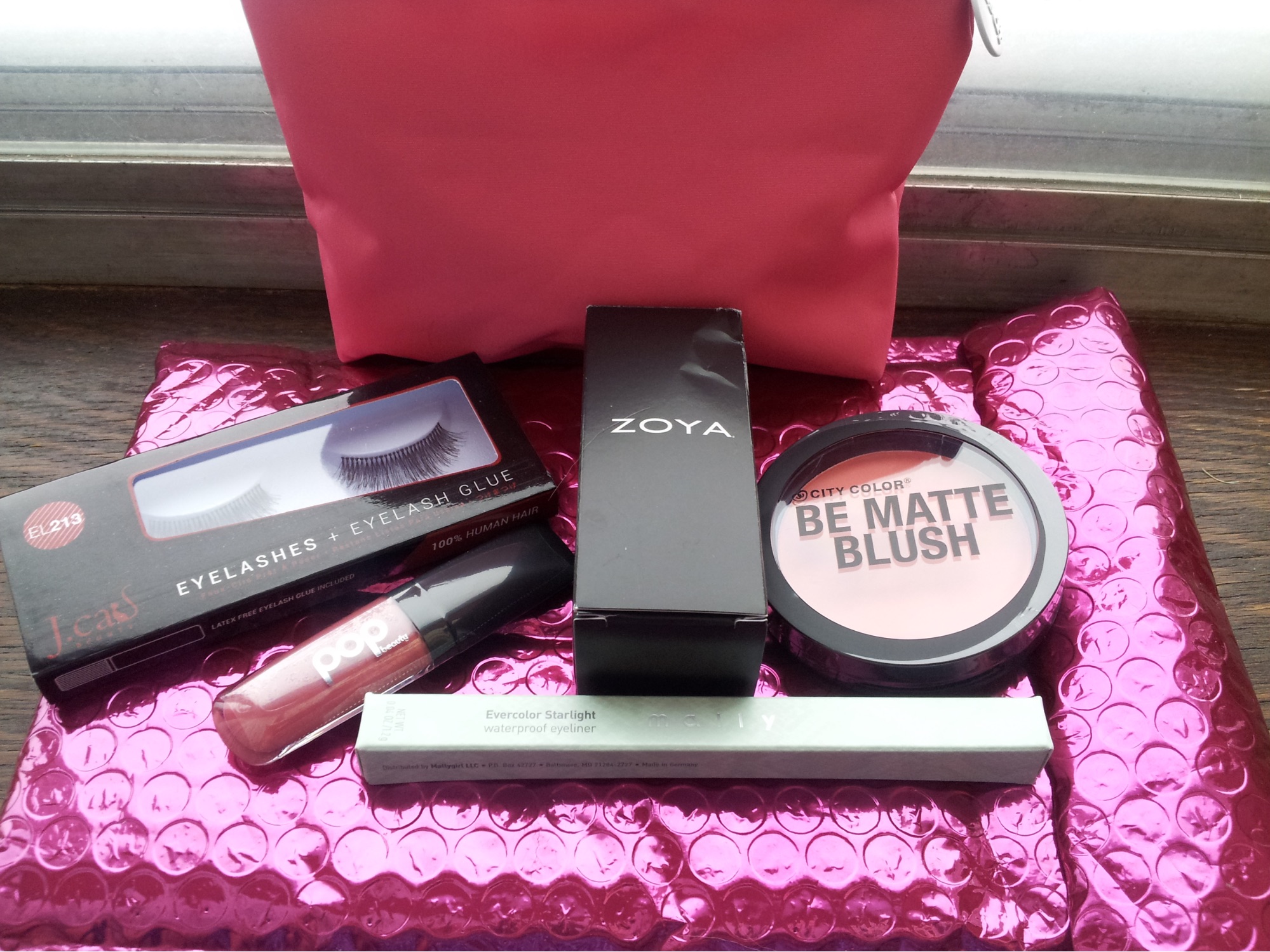 Beautiful ipsy packaging delights customers